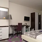 Hande Hotel