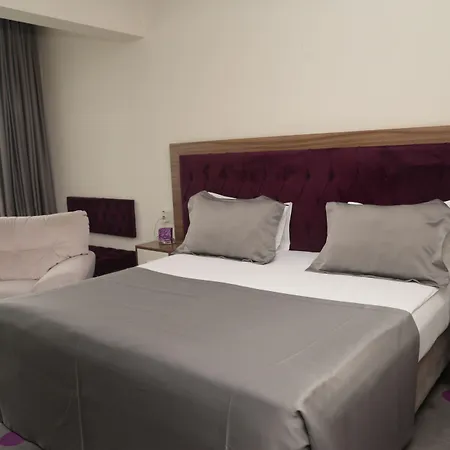 Hande Hotel