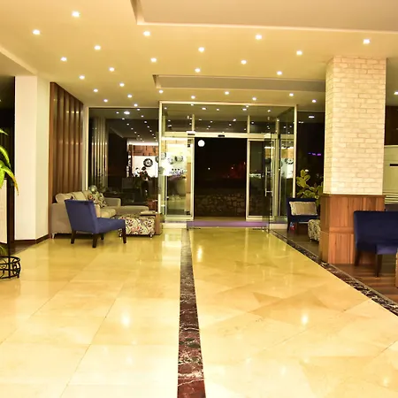 Hande 3* Mustafakemalpaşa