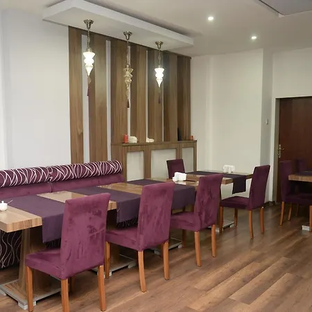 Hande Hotel 3*