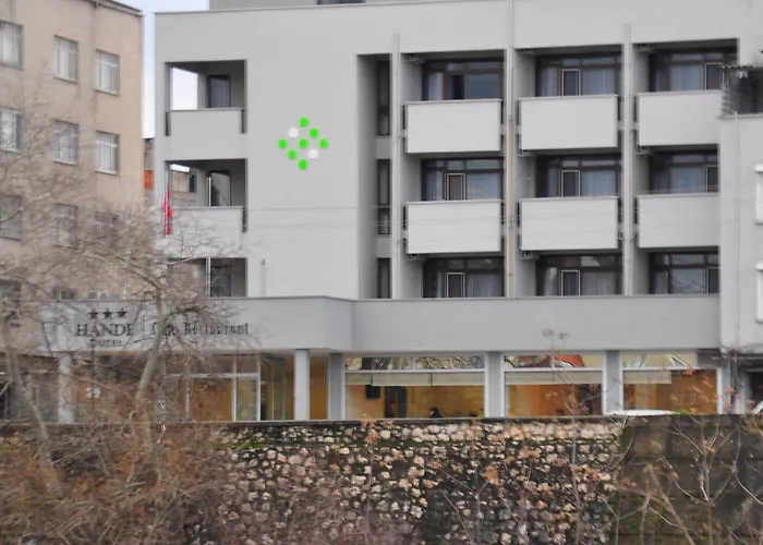 Hande Mustafakemalpasa